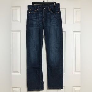 Levi Strauss men’s Jeans 514 size‎ 30 x 32. Medium wash